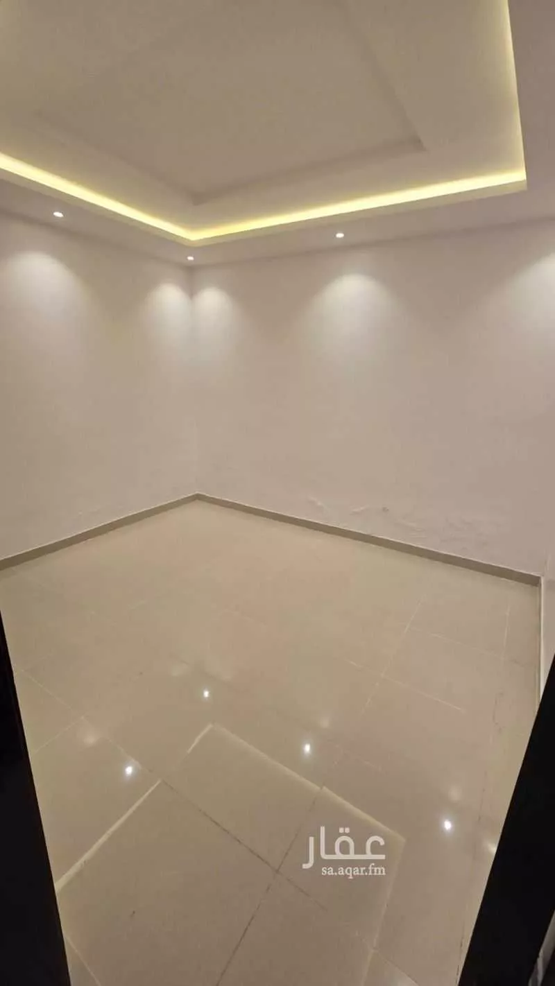 3 bedroom apartment in Al Aridh 8