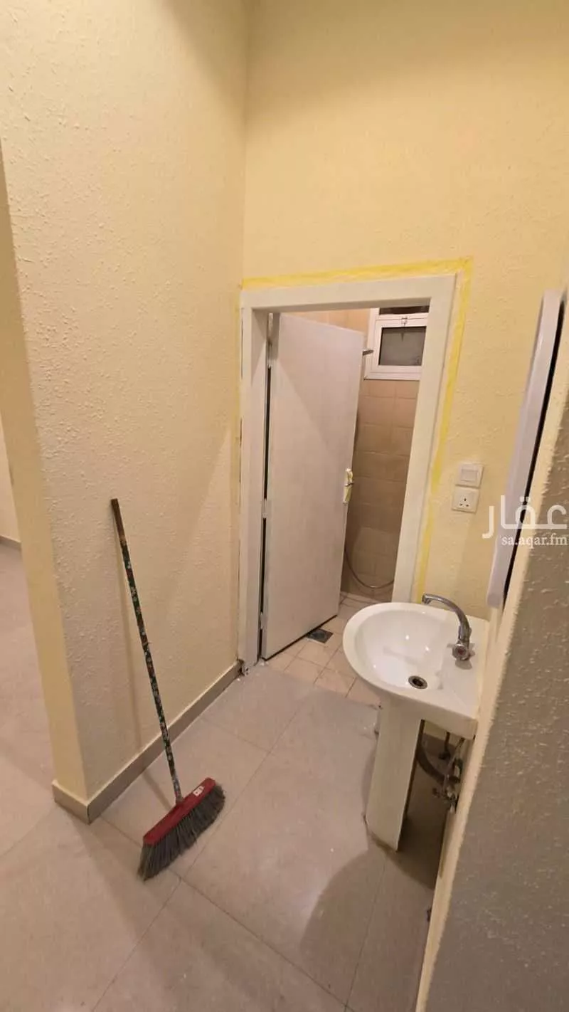 شقة 3 غرف في الديرة 6