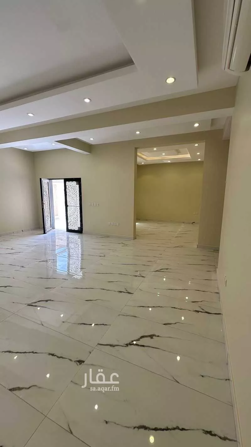 شقة 2 غرف في الملقا 6