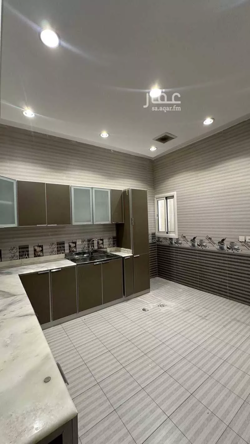 شقة 2 غرف في الملقا 8