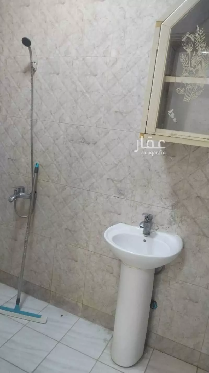 شقة 3 غرف في الملز 4