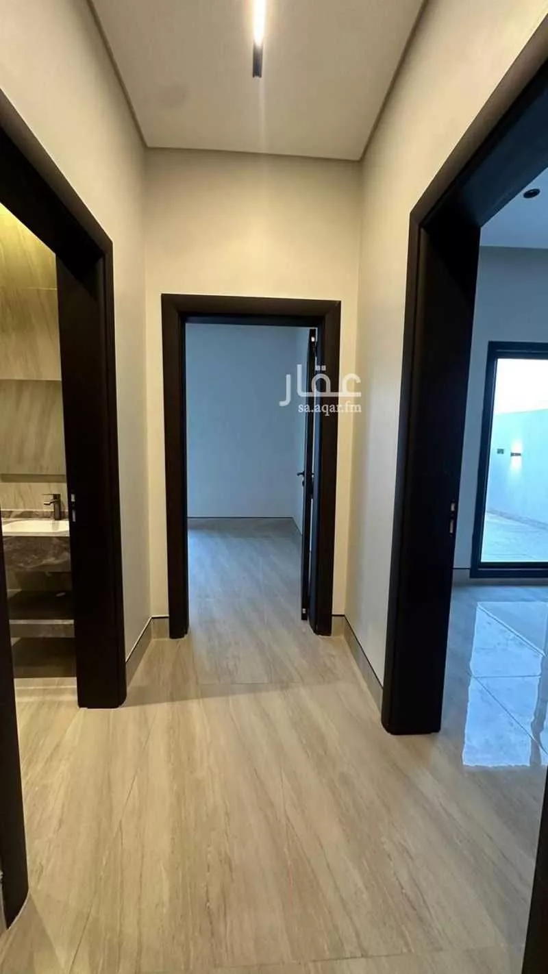 6 bedroom apartment in Al Zahrah 8