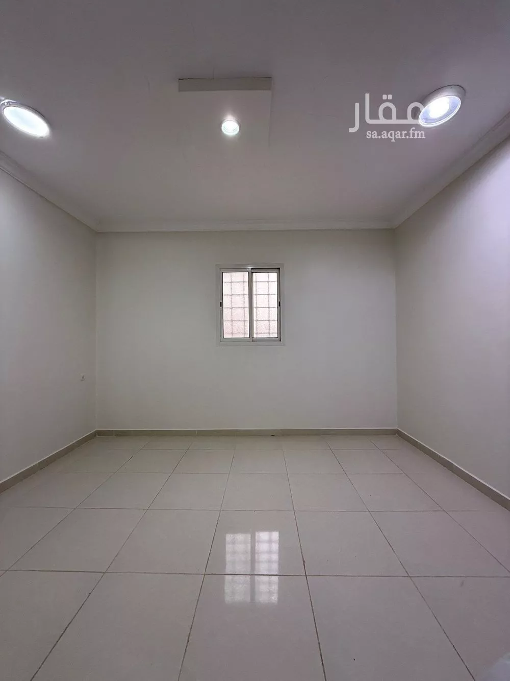 دور 4 غرف في العارض 9