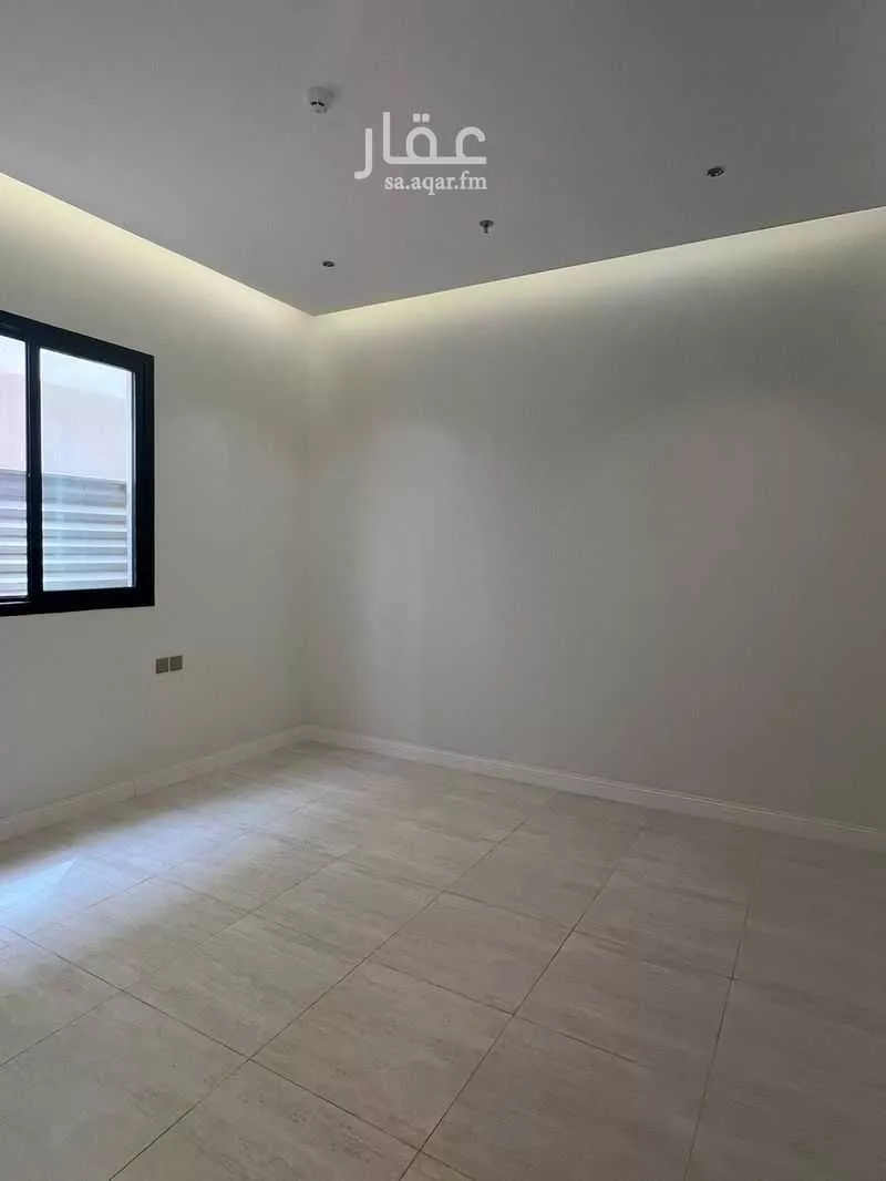 شقة 3 غرف في الرمال 4