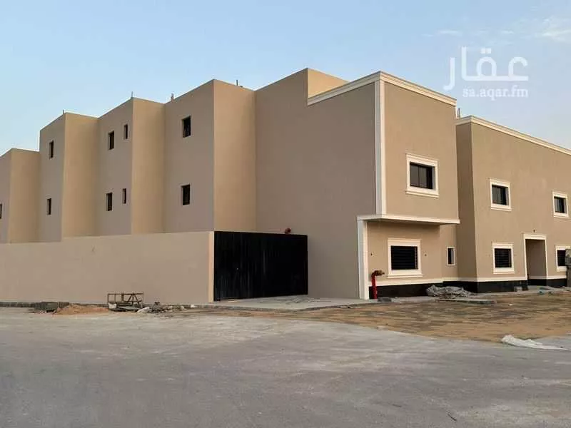 2403 sqm building in Al Masani 6