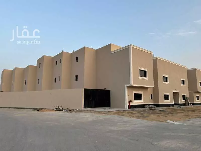 2403 sqm building in Al Masani 7