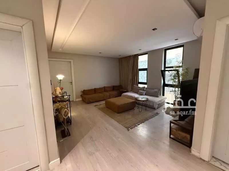 فيلا 4 غرف في المونسية 8