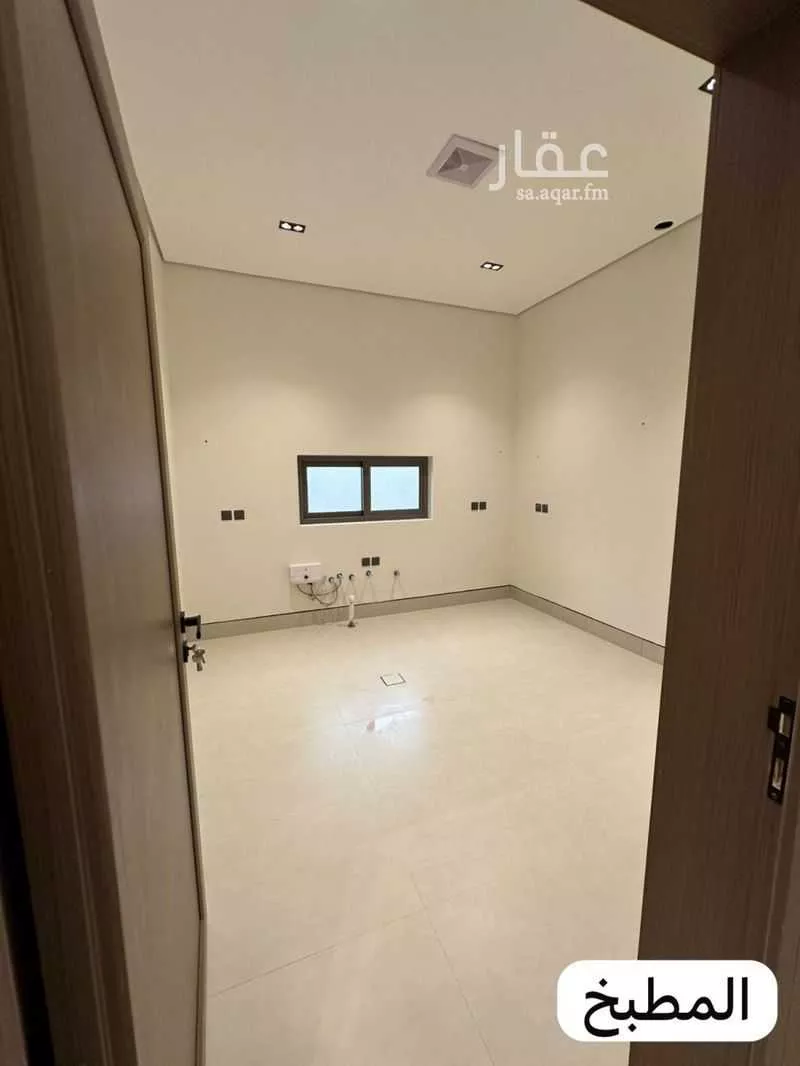 شقة 4 غرف في الروابي 15