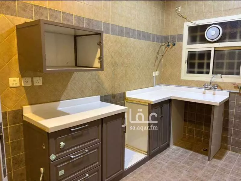 شقة 4 غرف في لبن 3