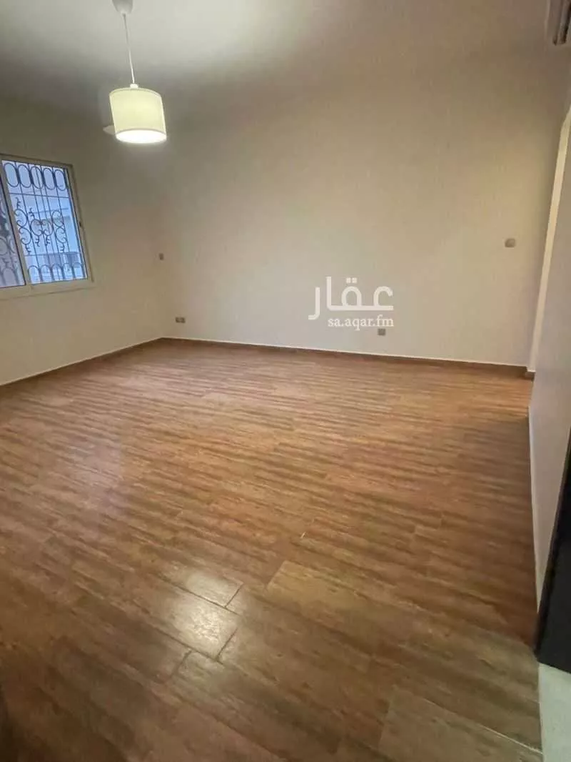 شقة 7 غرف في قرطبة 17