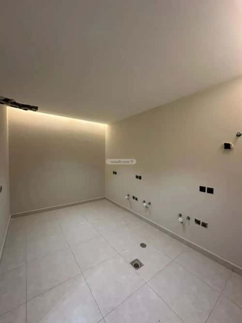 شقة 5 غرف في العزيزية 13