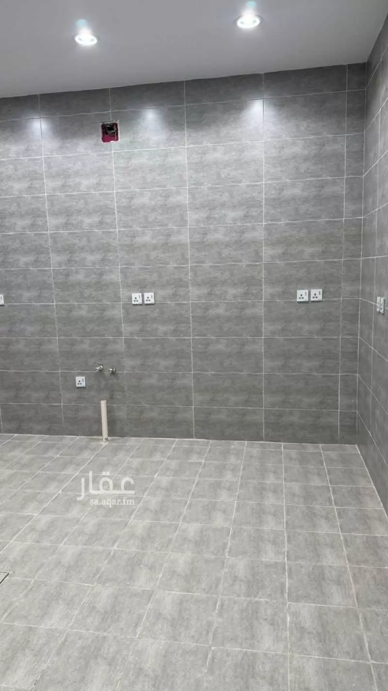 فيلا 7 غرف في العريجاء الوسطى 7