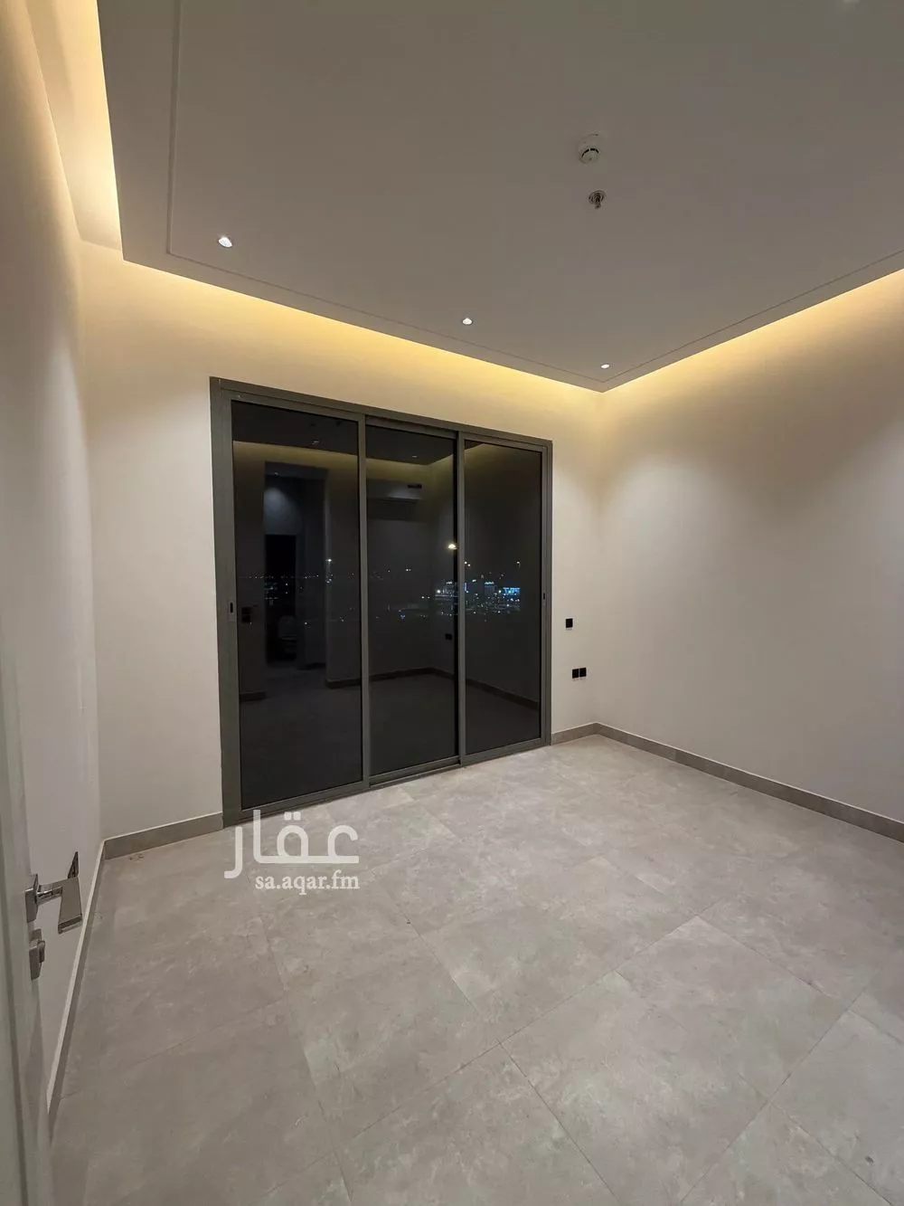 4 bedroom apartment in Al Yarmouk 5