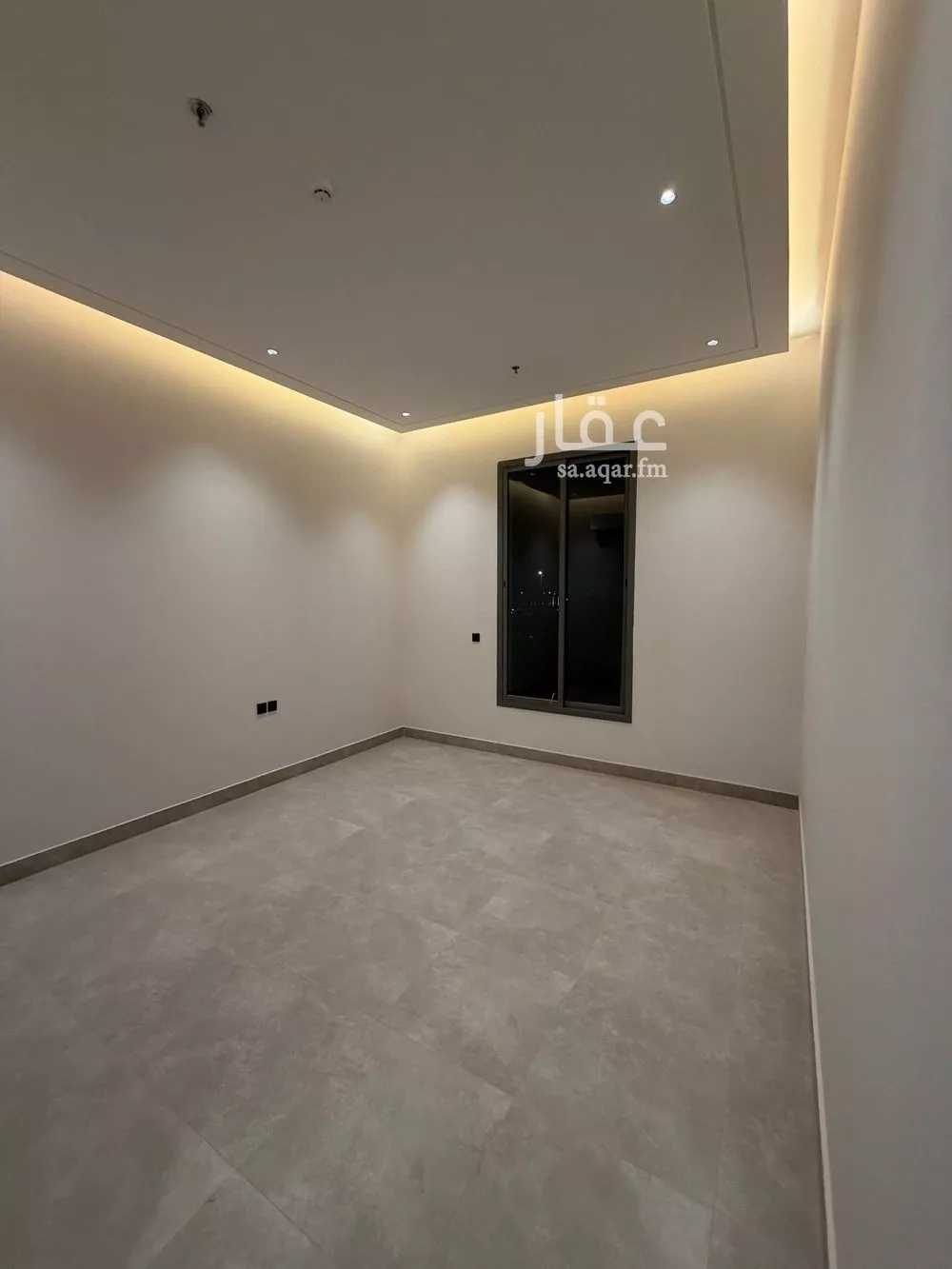 4 bedroom apartment in Al Yarmouk 8