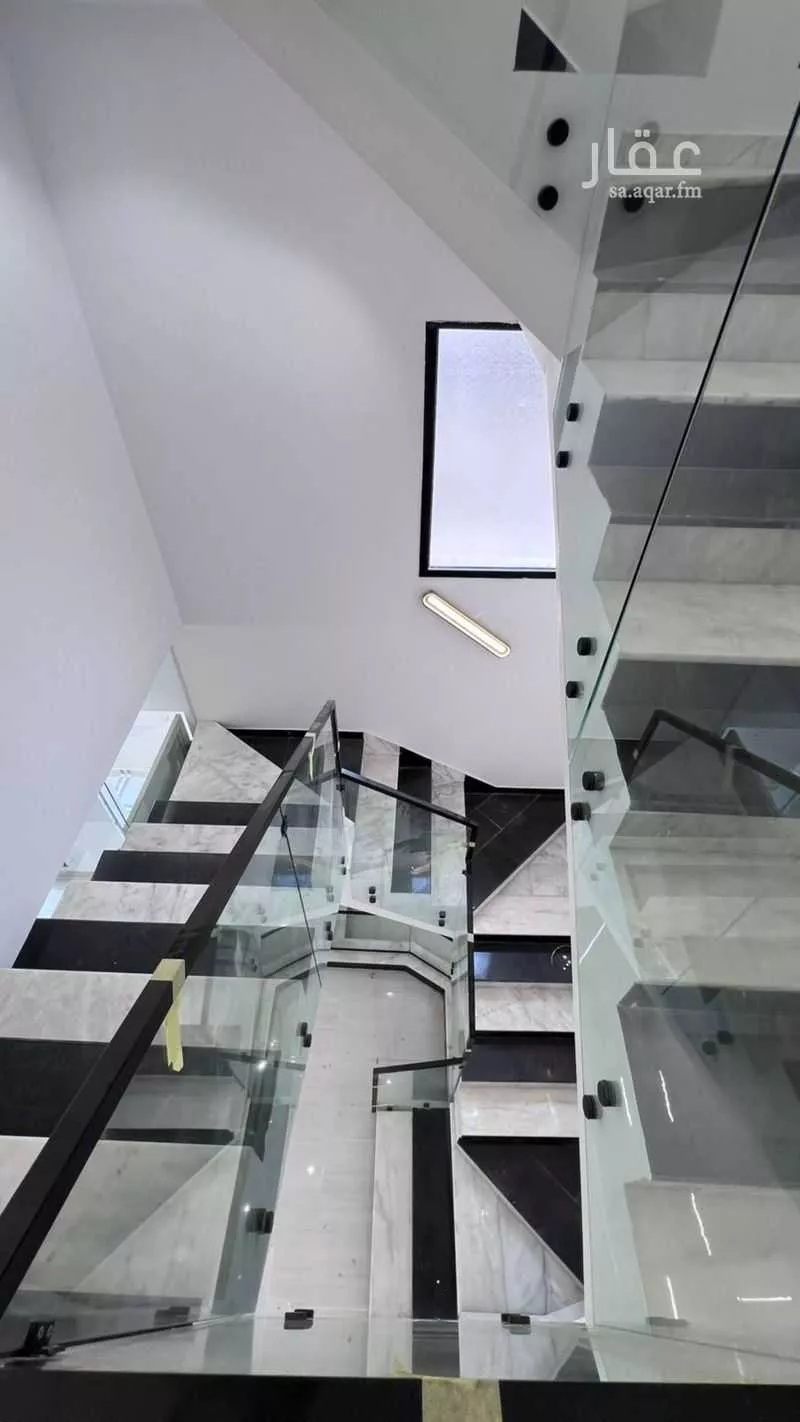 8 bedroom villa in Al Rimal 5