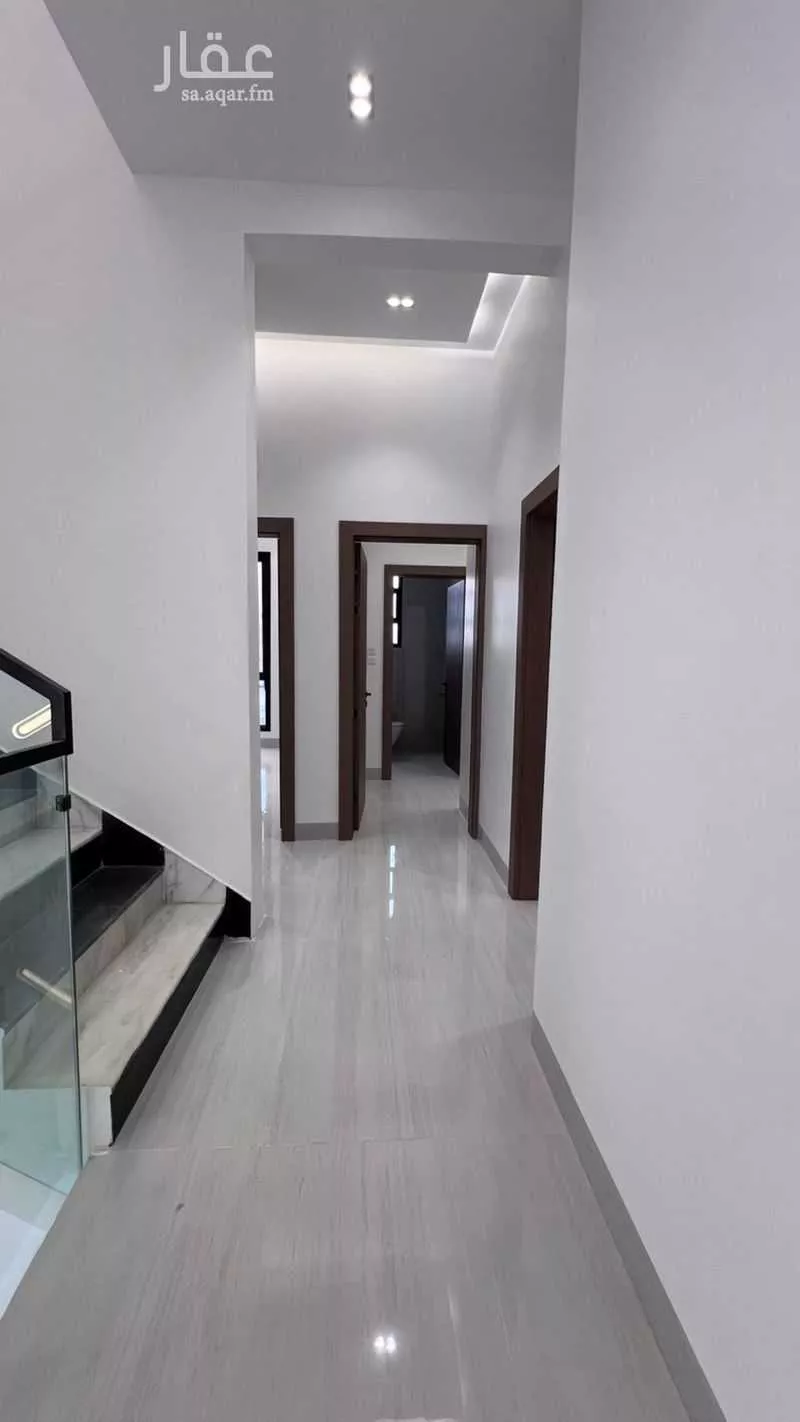 8 bedroom villa in Al Rimal 7