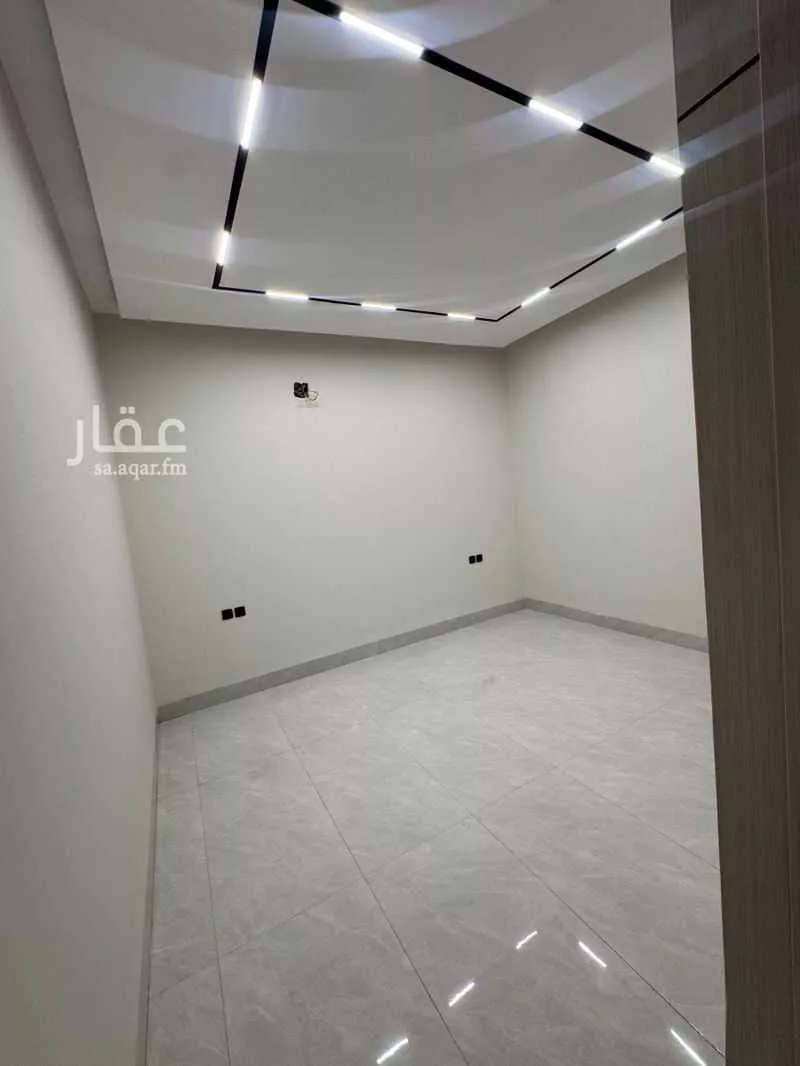 4 bedroom villa in Al Maizilah 8