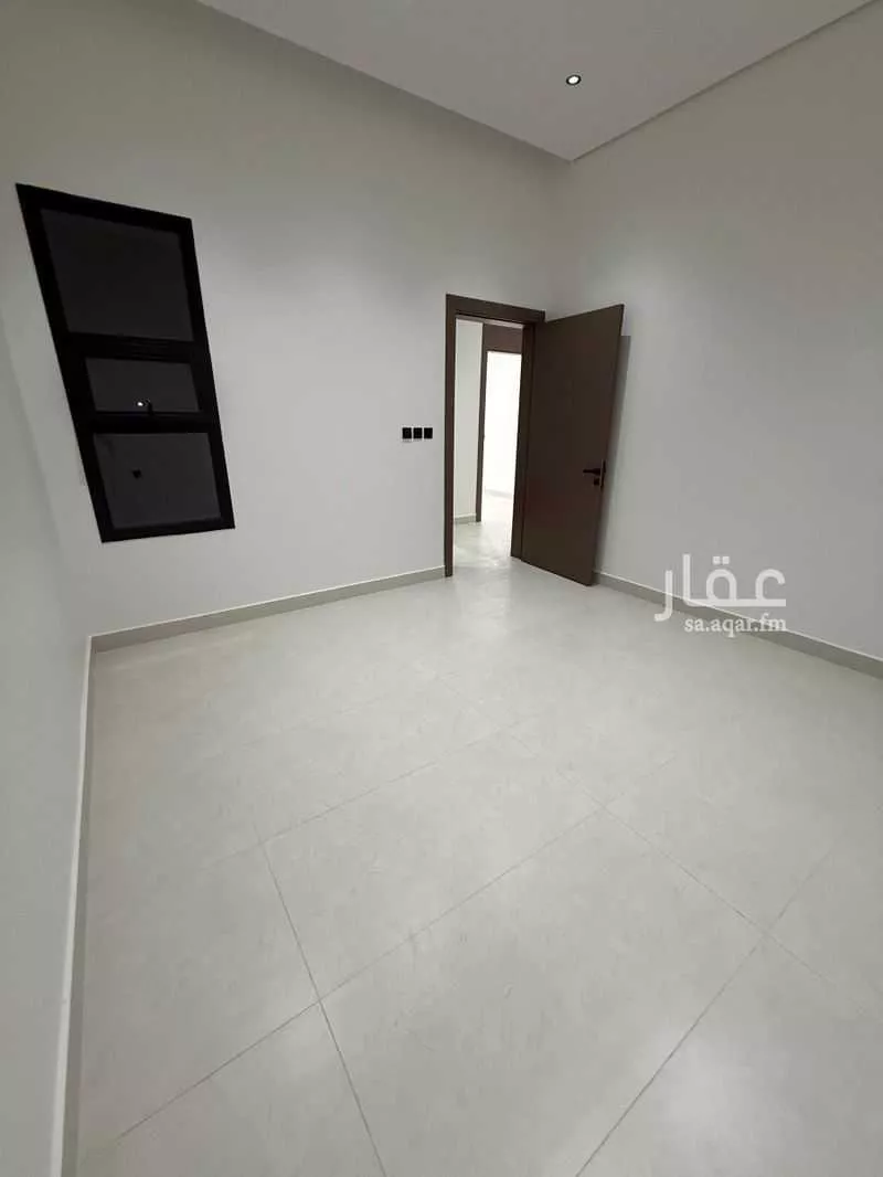 شقة 18 غرف في الرمال 7