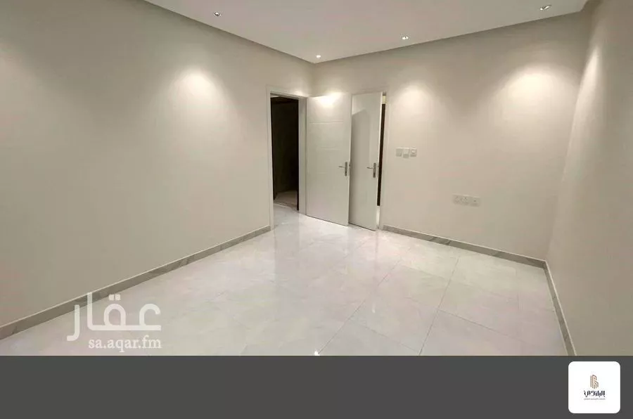 شقة 4 غرف في الصفا 8