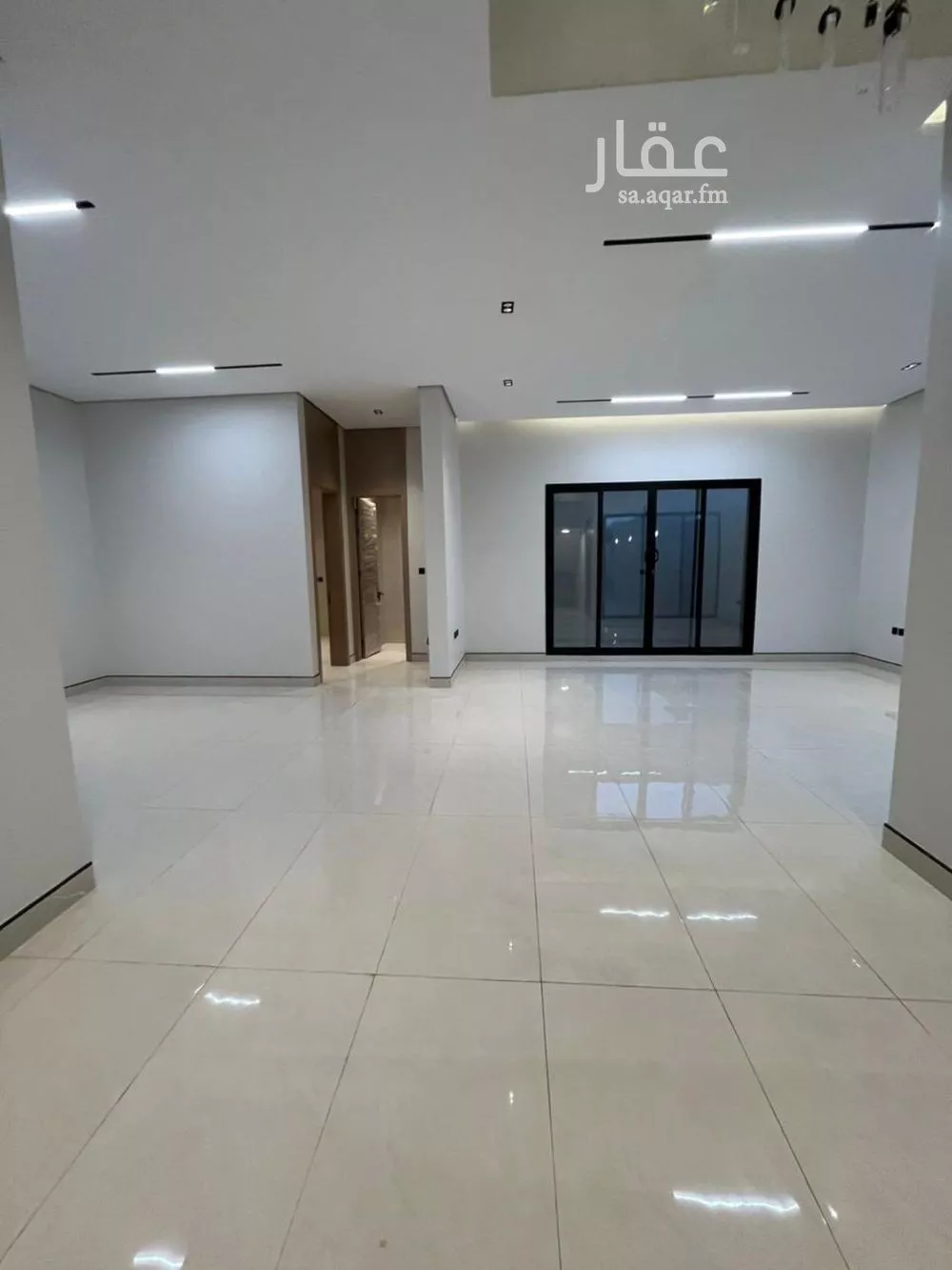 فيلا 5 غرف في الجنادرية 11