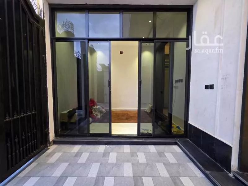 6 bedroom villa in Al Qadisiyah 4