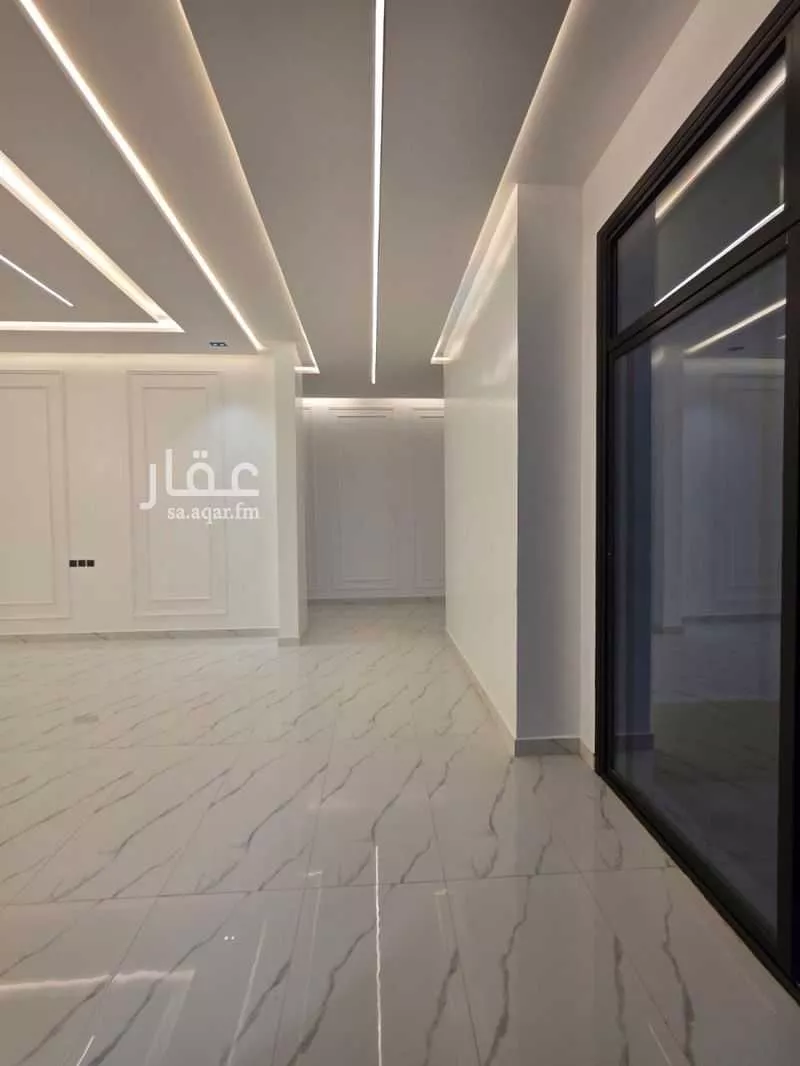6 bedroom villa in Al Qadisiyah 5