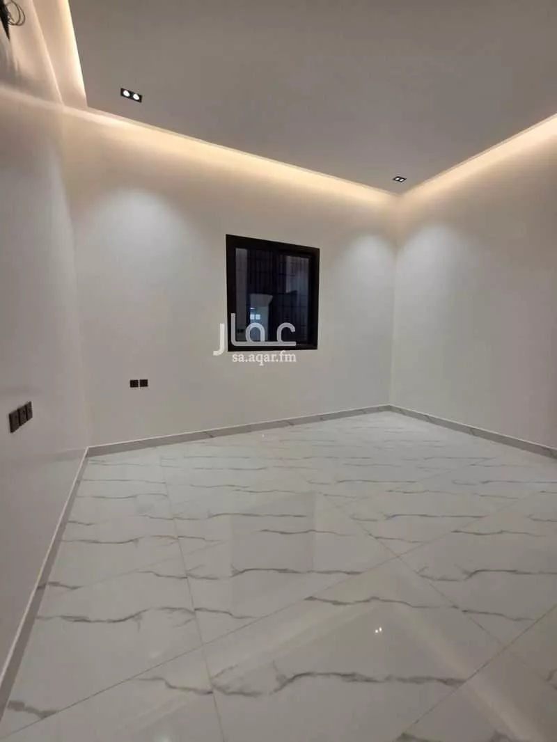 6 bedroom villa in Al Qadisiyah 9
