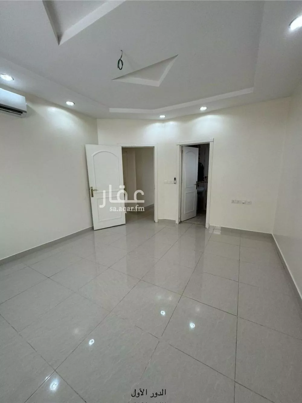 فيلا 4 غرف في الياسمين 5