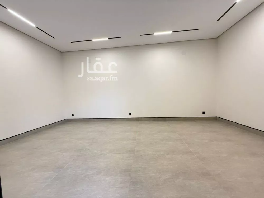 4 bedroom floor in Al Rimal 11