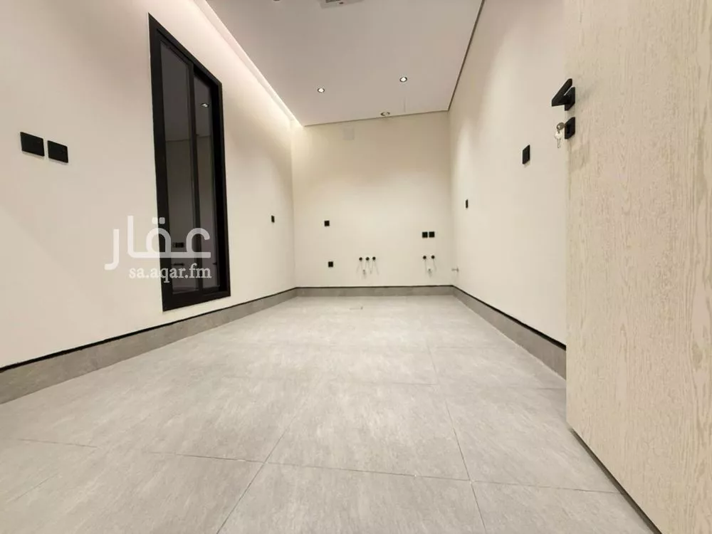 4 bedroom floor in Al Rimal 15