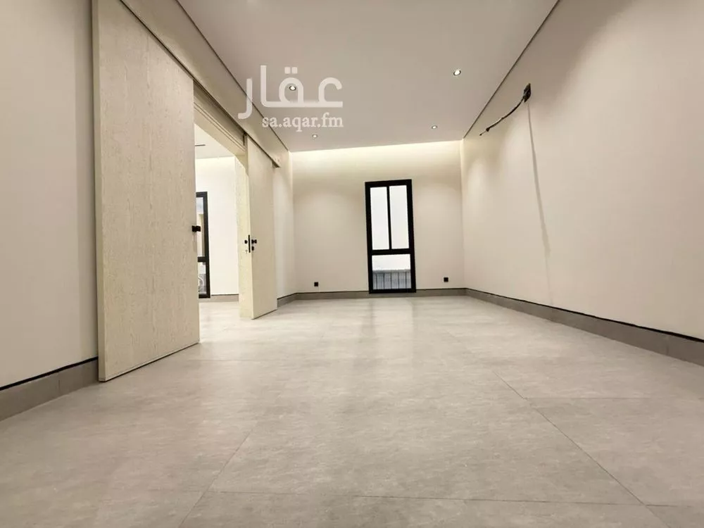 4 bedroom floor in Al Rimal 7