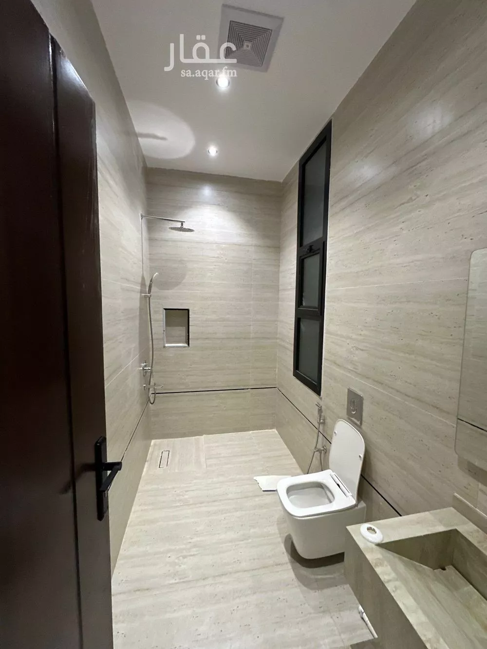 5 bedroom floor in Al Khaleej 13