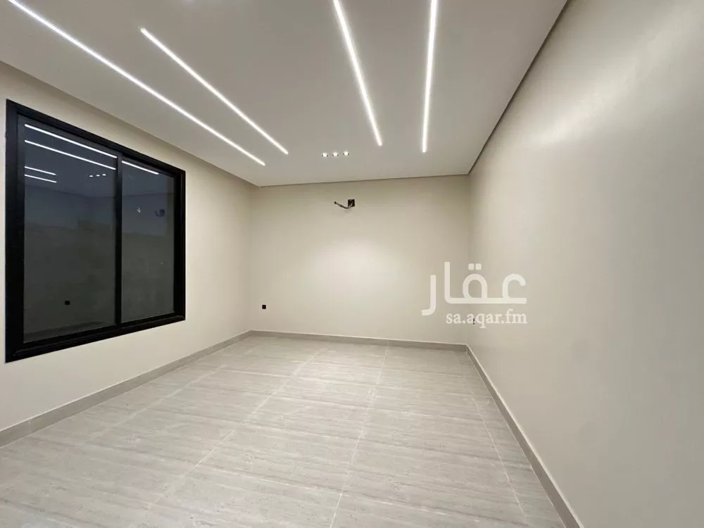 5 bedroom floor in Al Khaleej 3