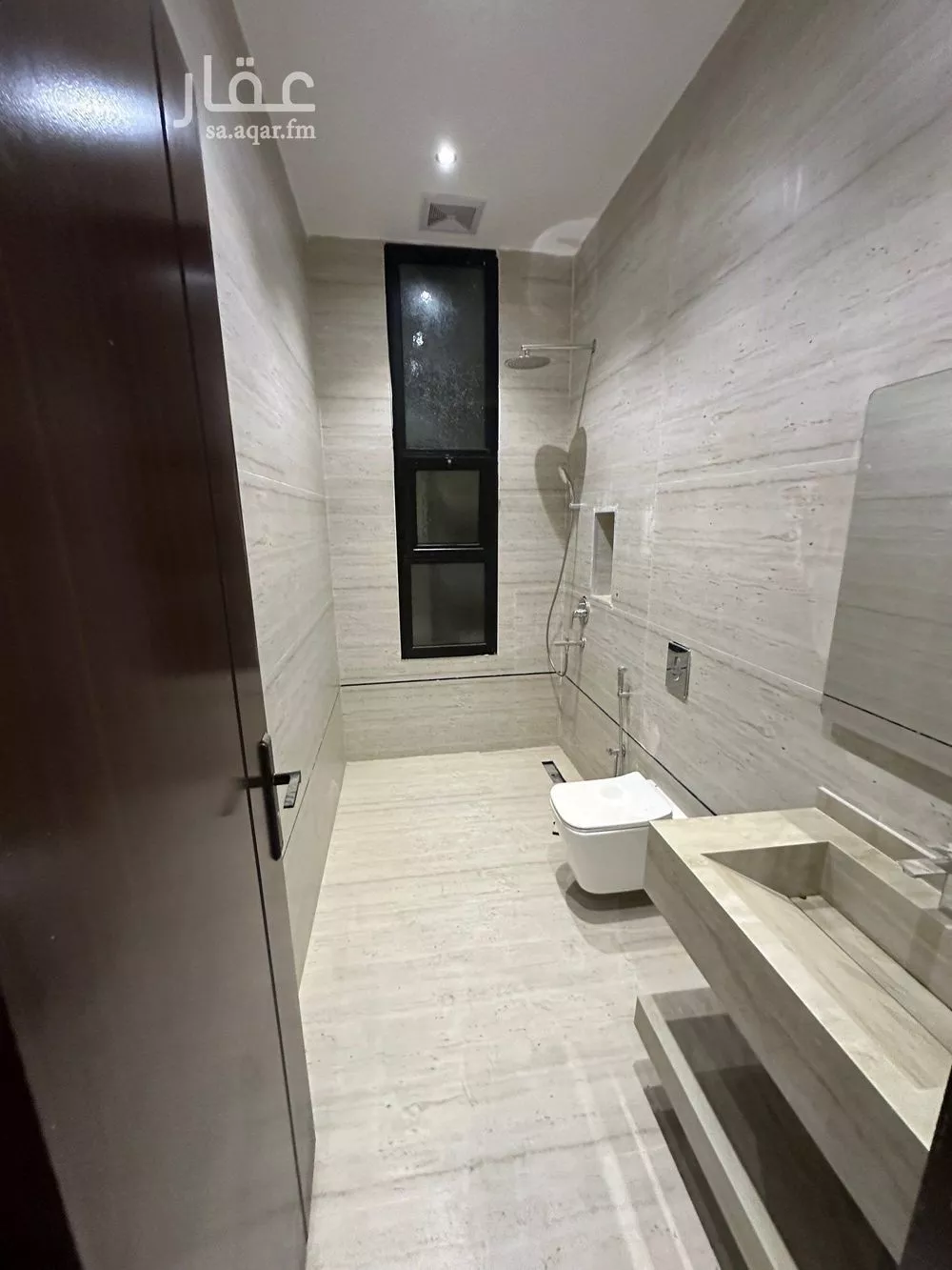 5 bedroom floor in Al Khaleej 13