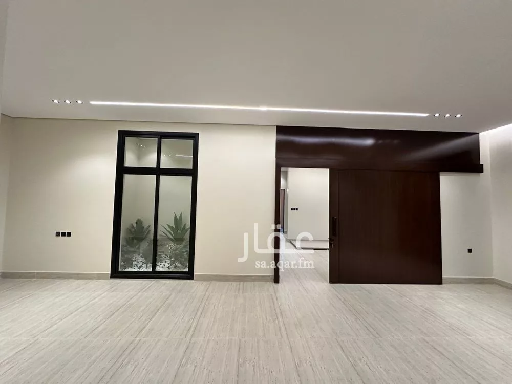 5 bedroom floor in Al Khaleej 7