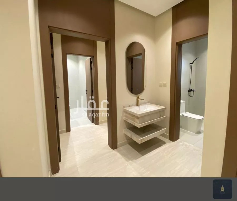 5 bedroom apartment in King Fahd 4