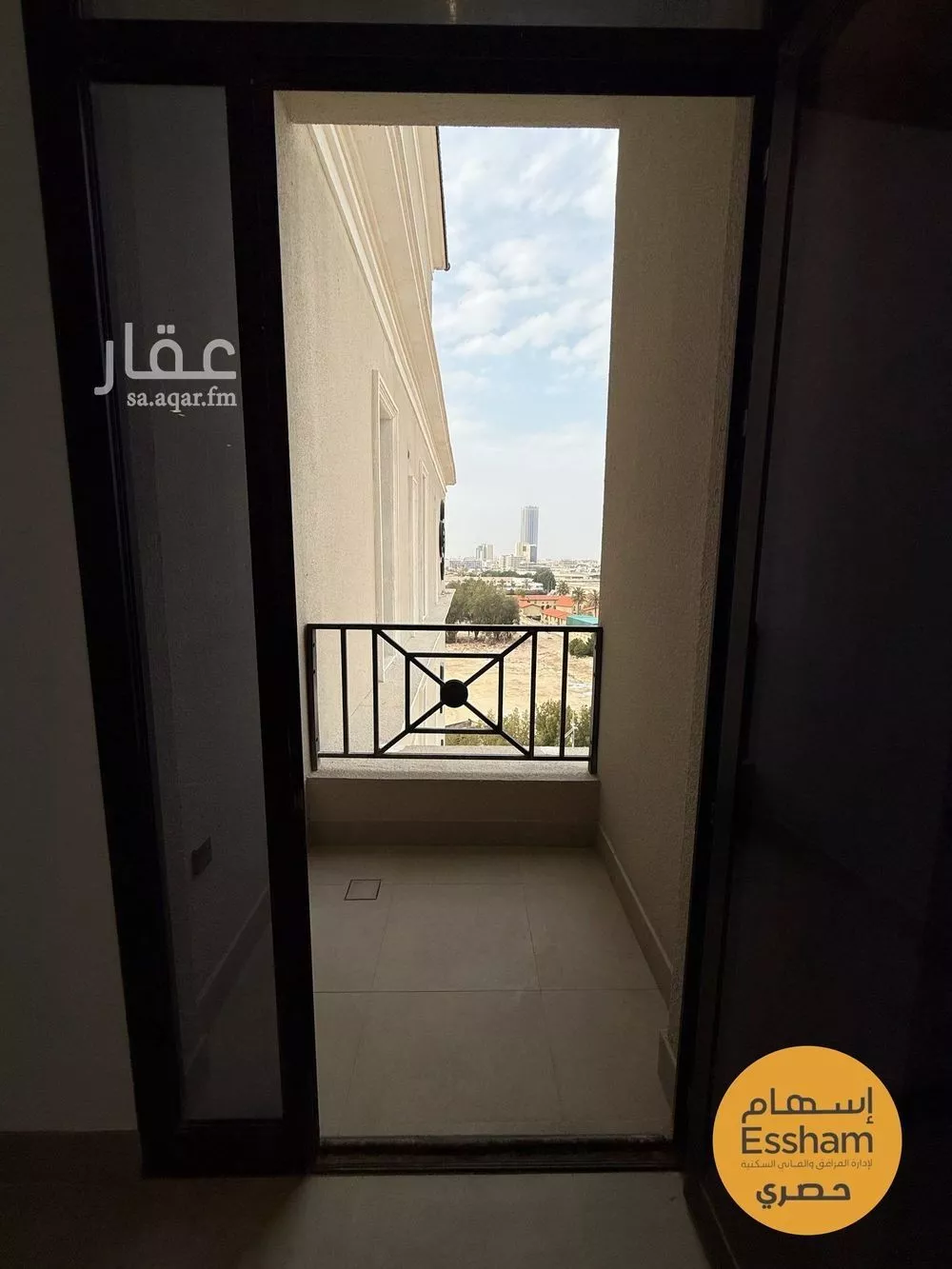 3 bedroom apartment in Al Hizam Al Thahabi 2
