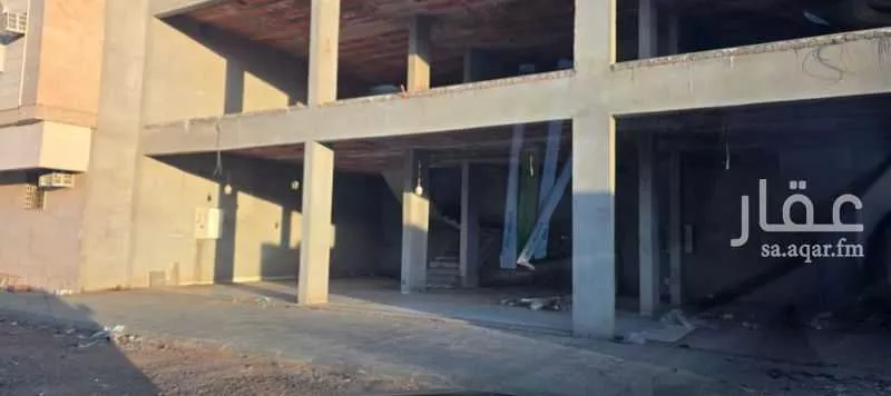 محل 400 م² في العزيزية 5