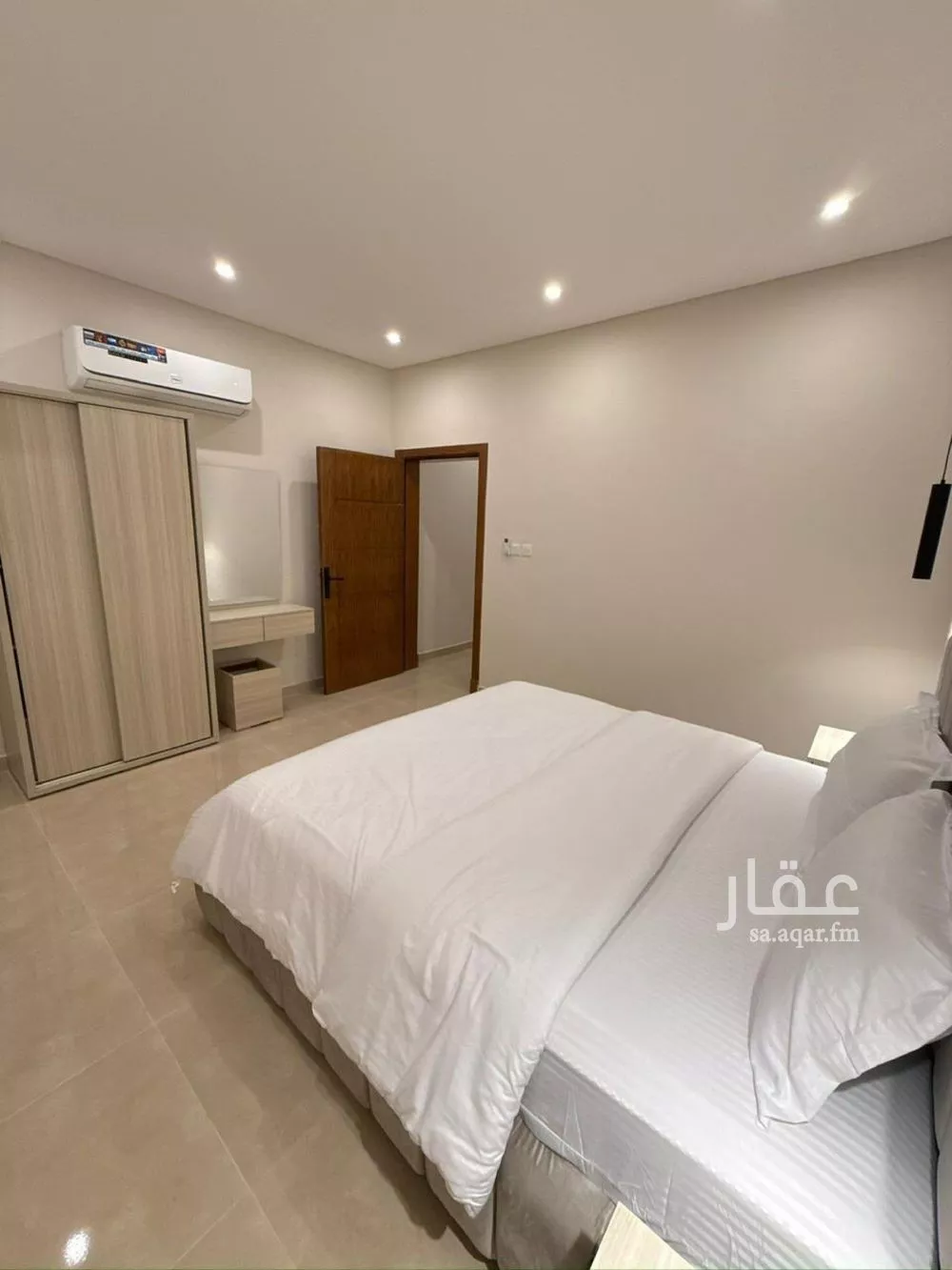 شقة 1 غرف في الثقبة 8