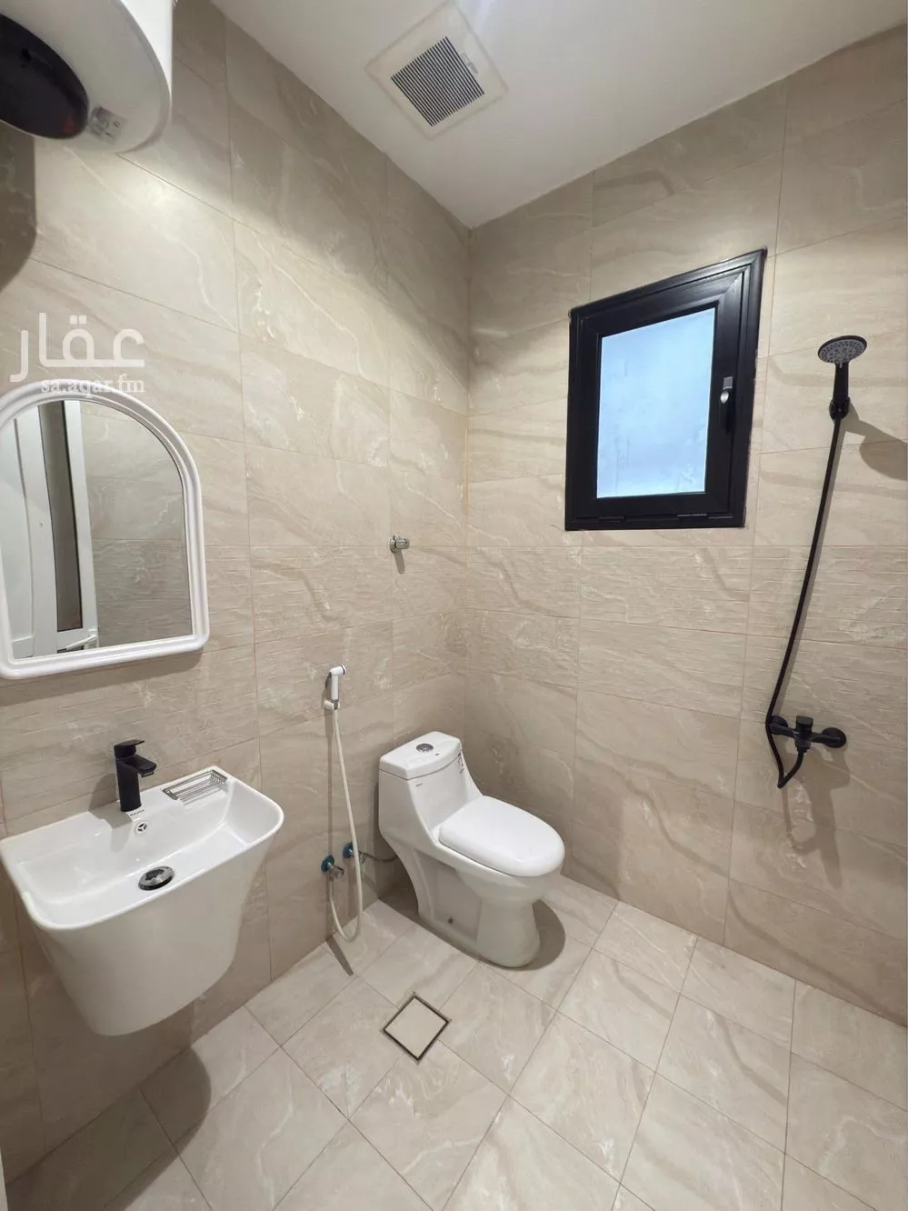 شقة 1 غرف في الثقبة 3