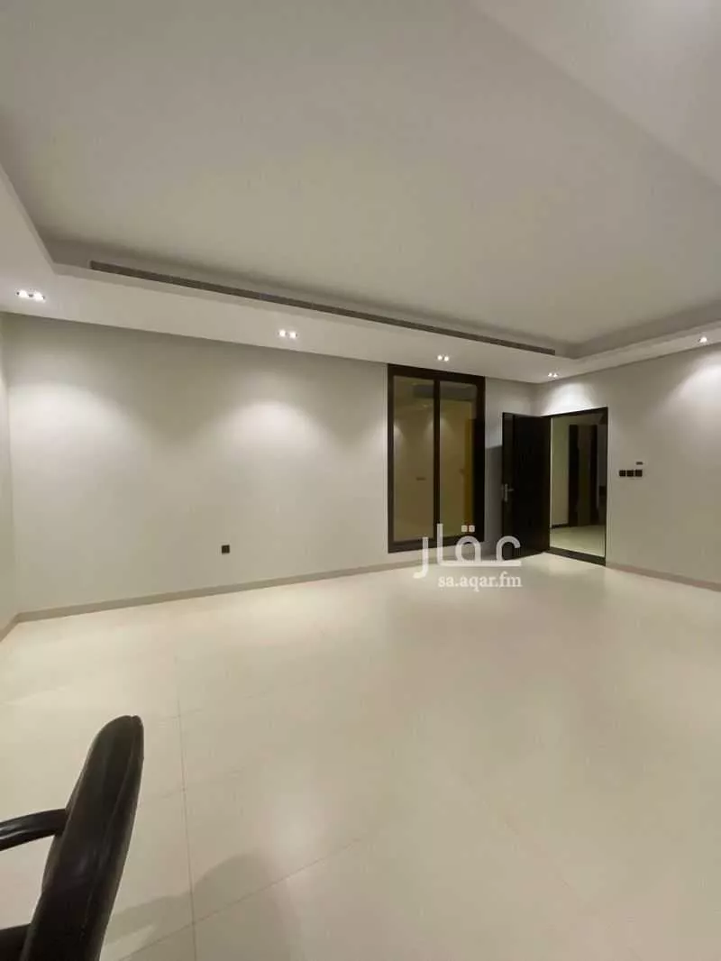 4 bedroom floor in Al Yarmouk 3