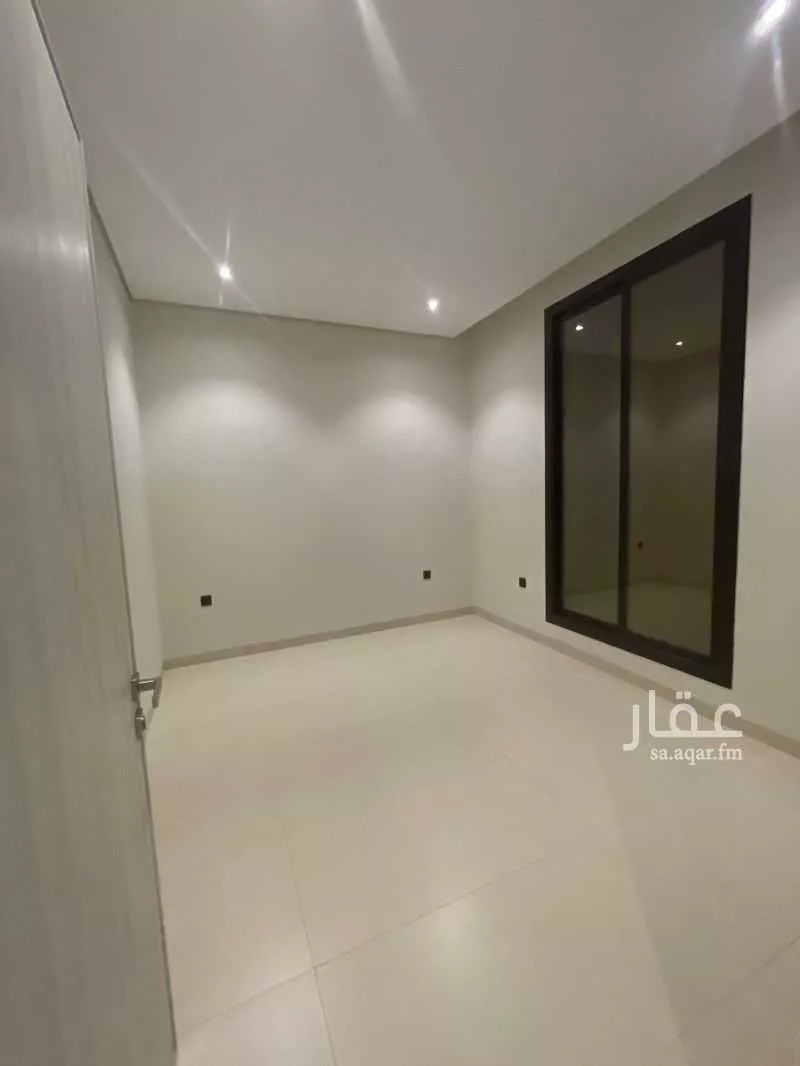 4 bedroom floor in Al Yarmouk 9