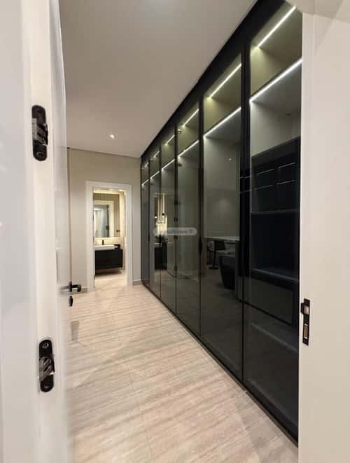 شقة 4 غرف في السيف 5