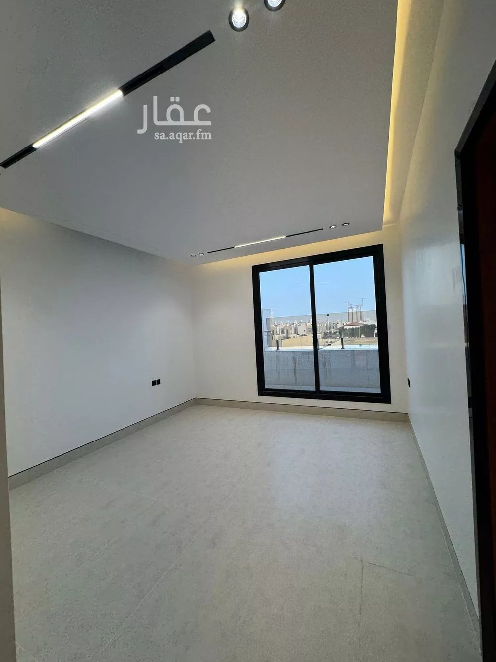 3 bedroom floor in Al Aridh 8