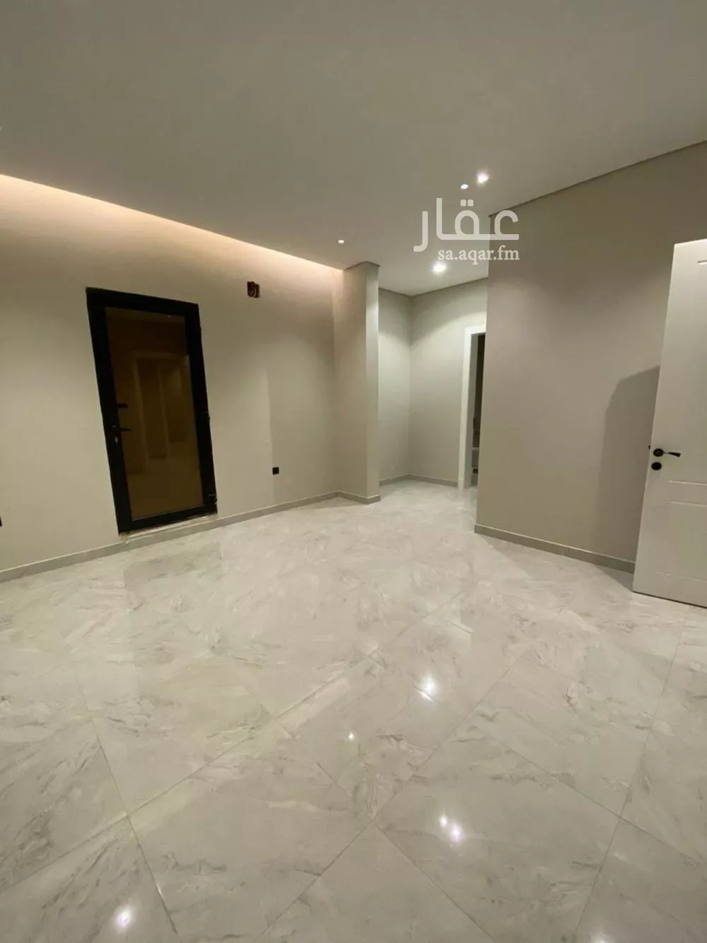 4 bedroom floor in Al Aqiq 3
