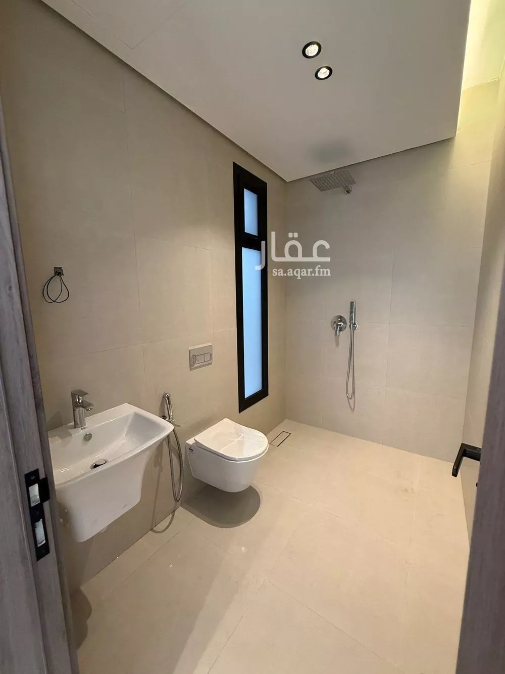 شقة 3 غرف في الجامعة 6