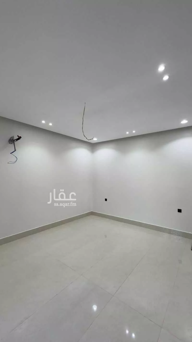 دور 6 غرف في طيبة 11