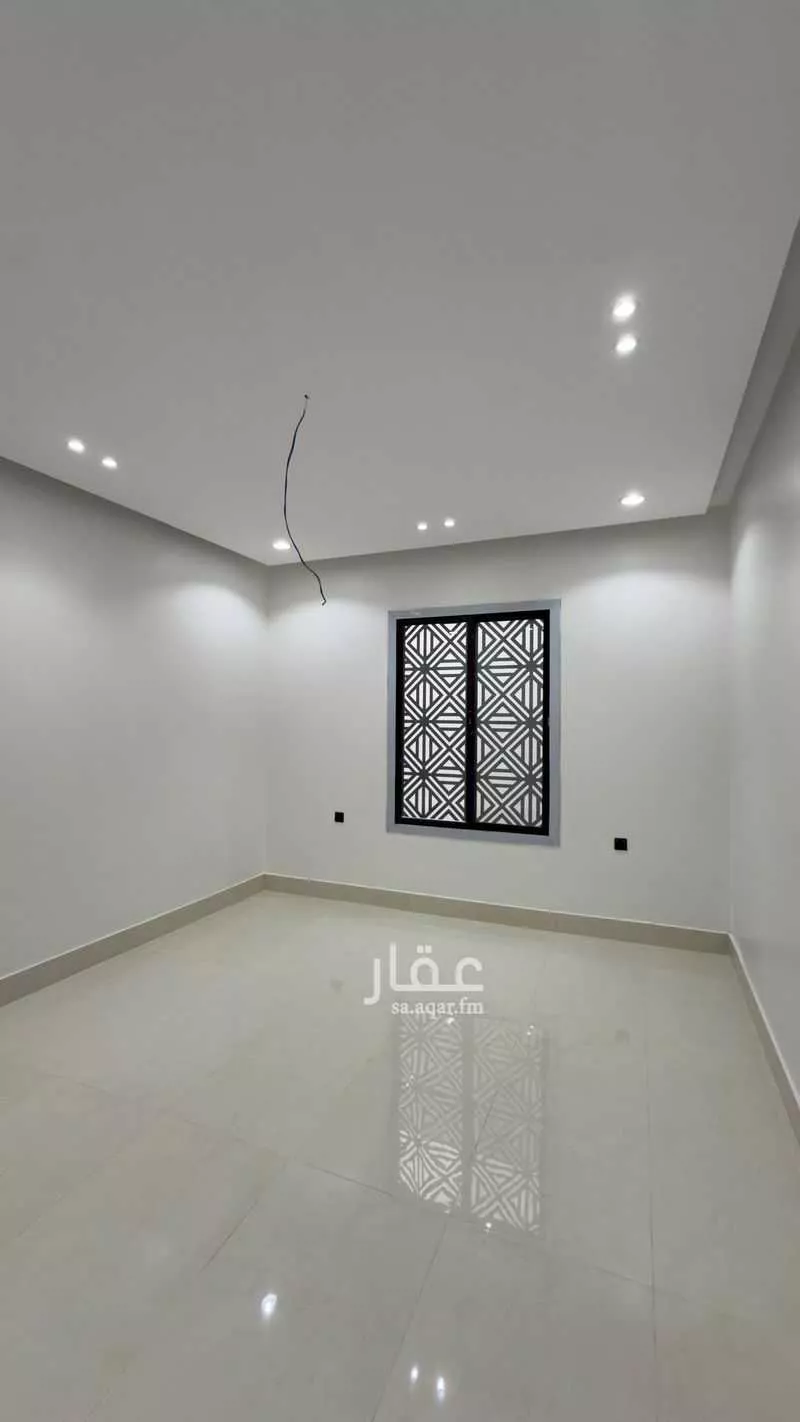 دور 6 غرف في طيبة 7