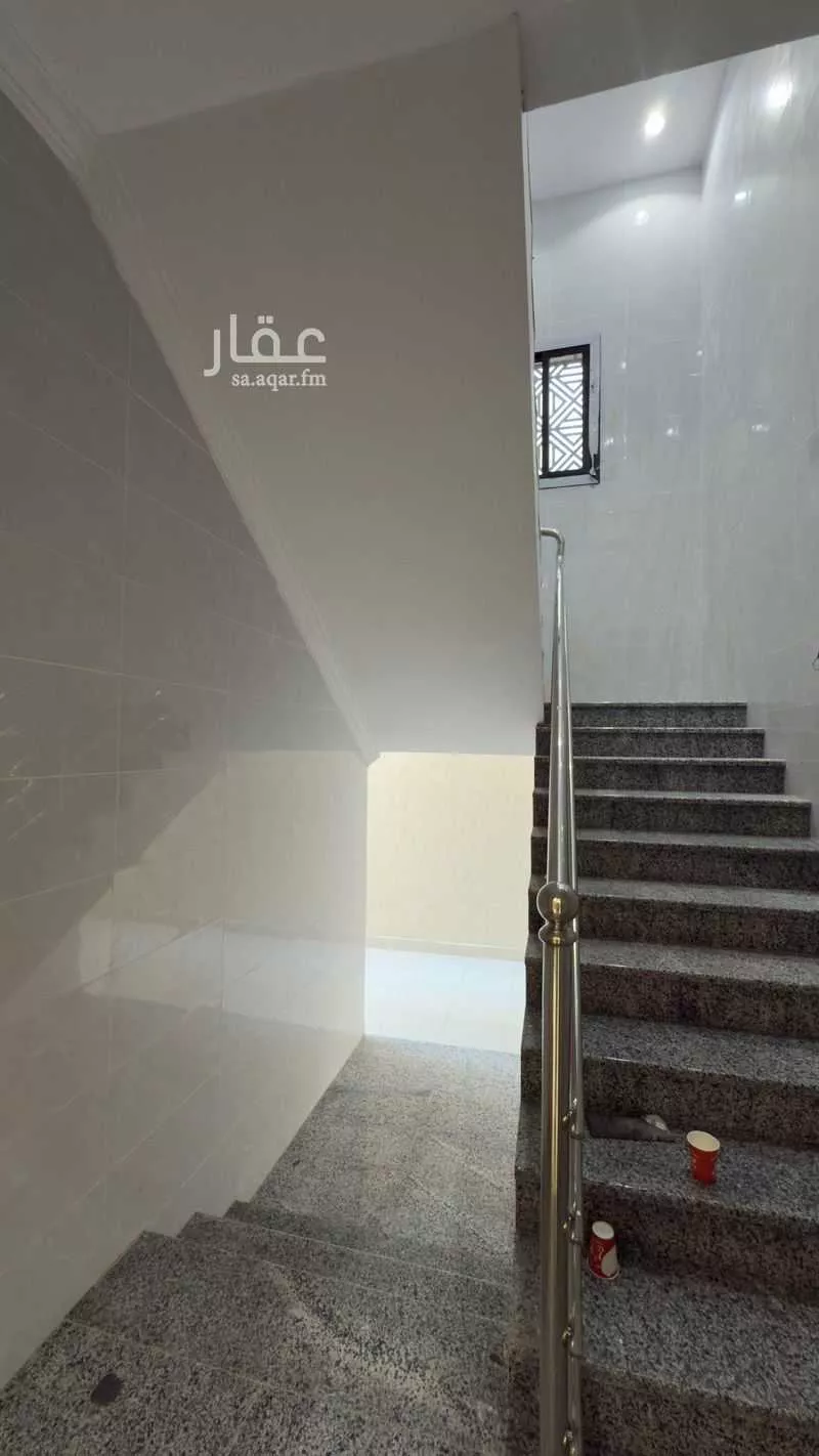 دور 6 غرف في طيبة 10