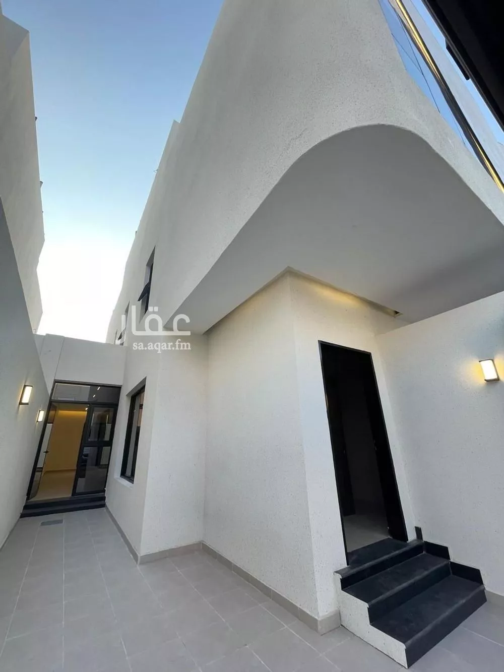 3 bedroom floor in As Suwaidi Al Gharabi 12